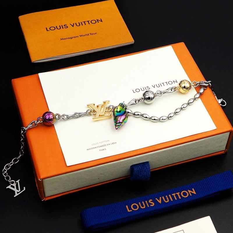 Louis Vuitton Necklaces